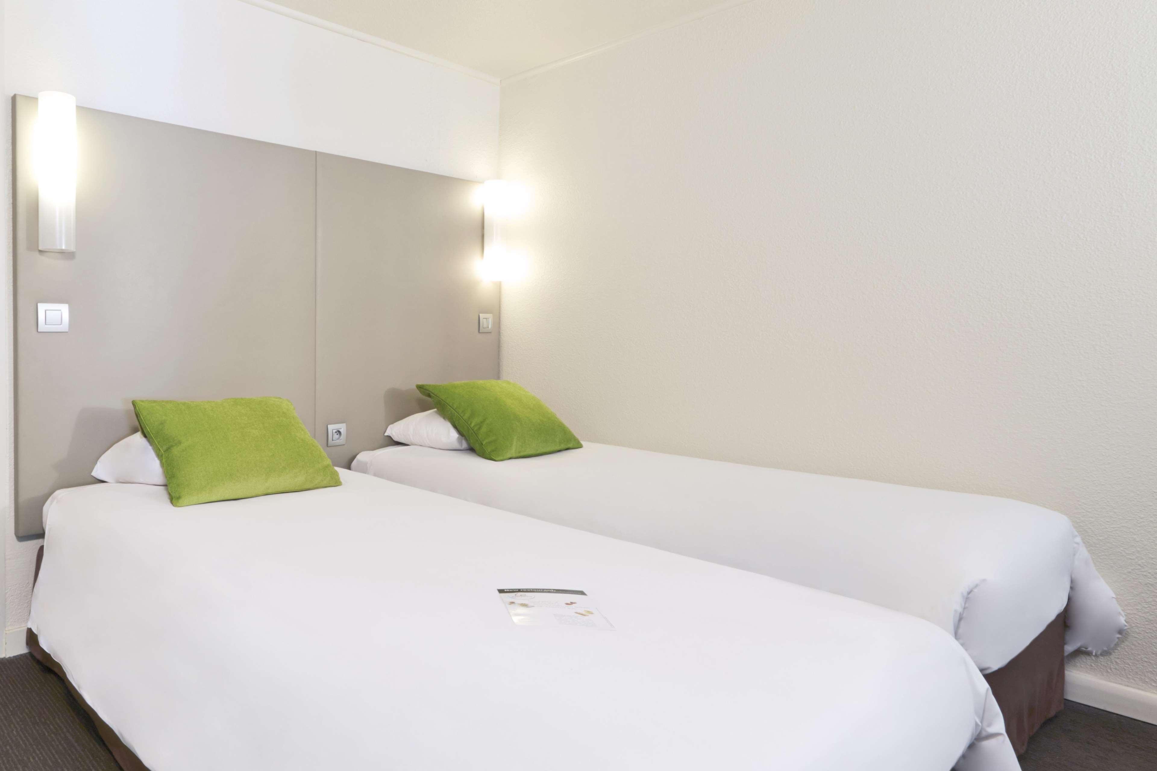 Campanile Lyon Nord - Ecully Hotel Eksteriør billede